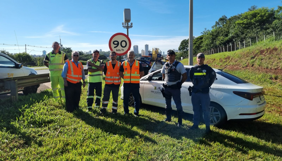 Em Ribeirão Preto, Ipem-SP verifica radar na rodovia SP-322